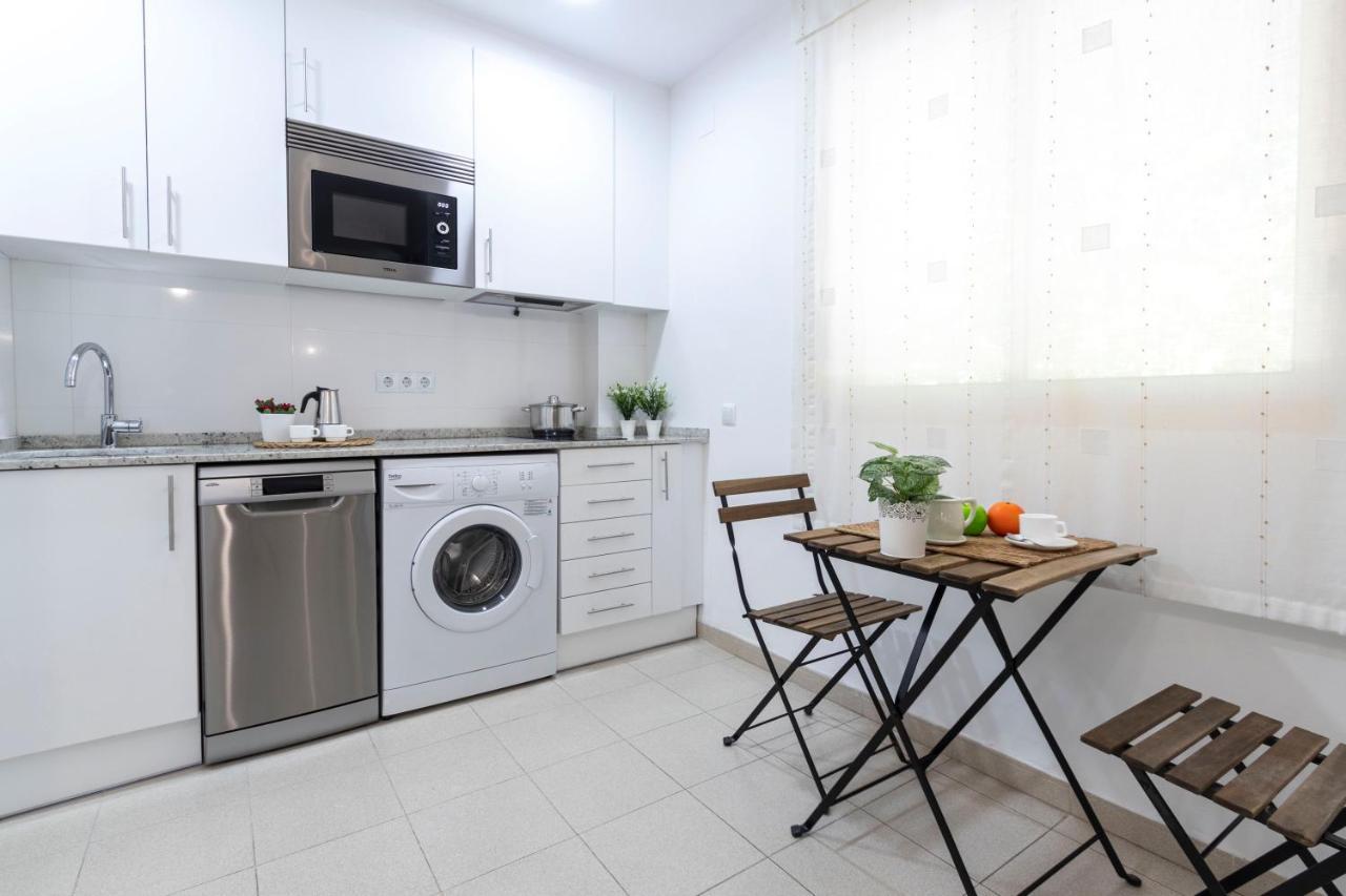 Estudio A 100 Metros De La Playa 萨洛 外观 照片