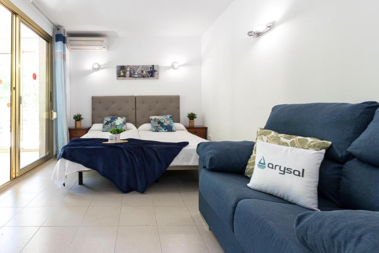 Estudio A 100 Metros De La Playa 萨洛 外观 照片