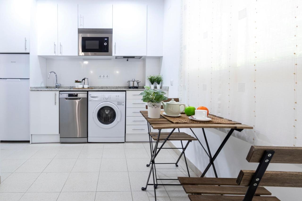 Estudio A 100 Metros De La Playa 萨洛 外观 照片